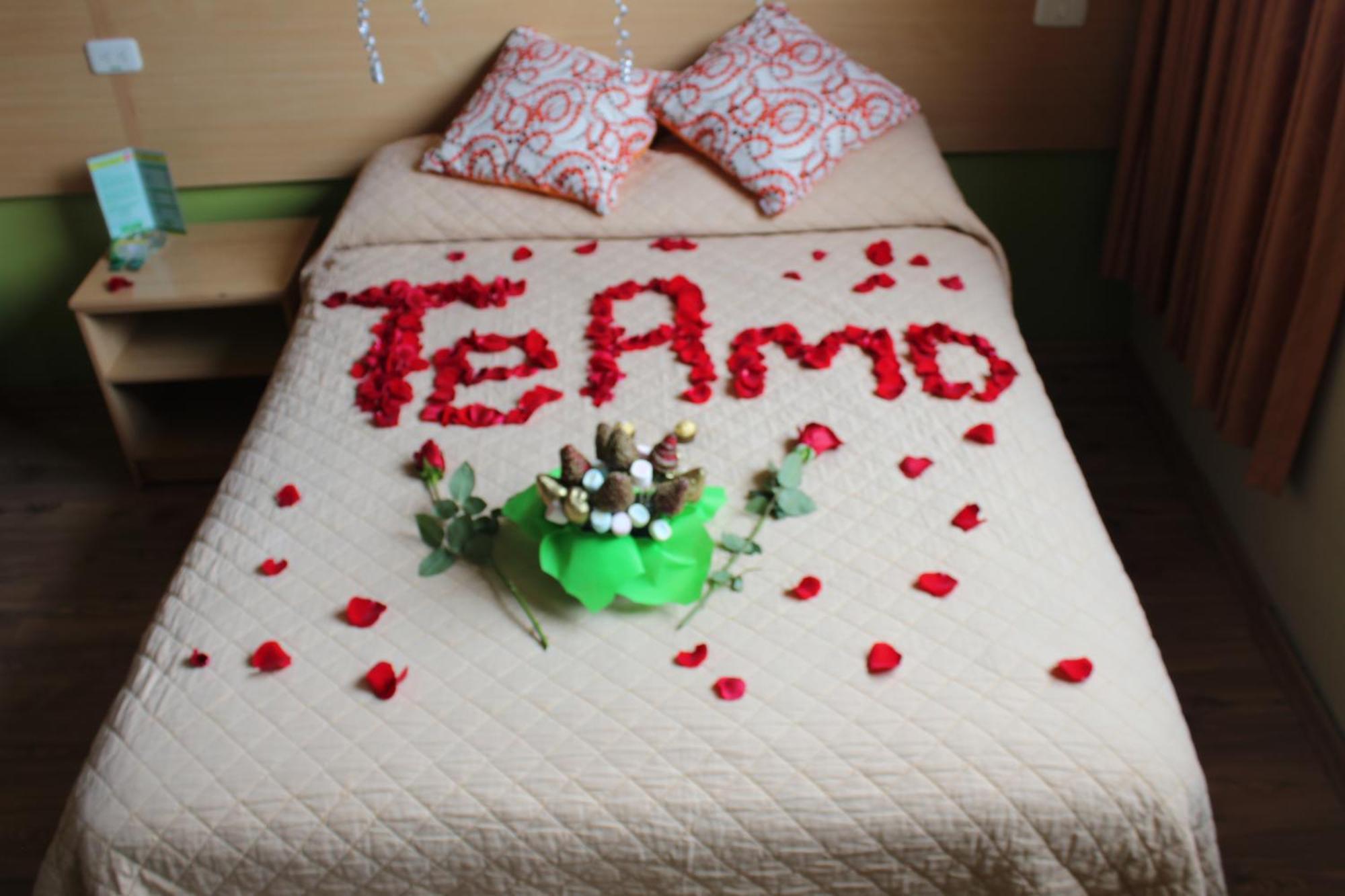 Hostal Terra 3 - Base Aerea Quito Eksteriør billede