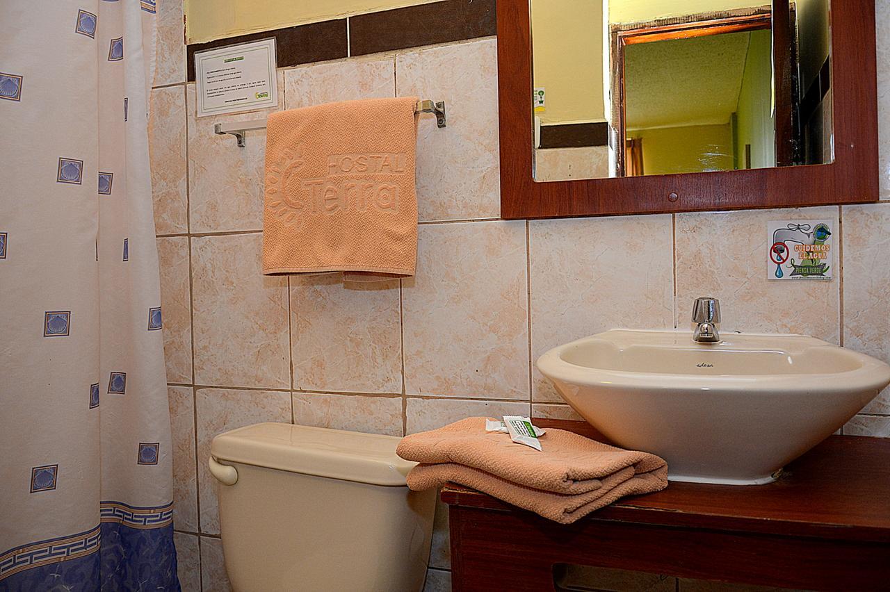 Hostal Terra 3 - Base Aerea Quito Eksteriør billede