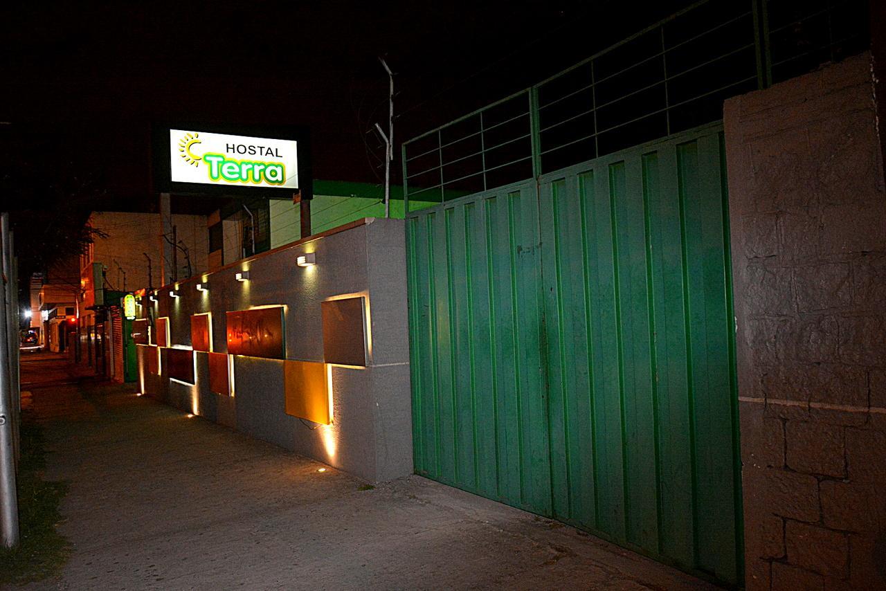 Hostal Terra 3 - Base Aerea Quito Eksteriør billede